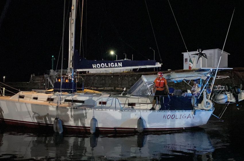 Rescate de extranjero herido en aguas de BCS por la Marina de México
