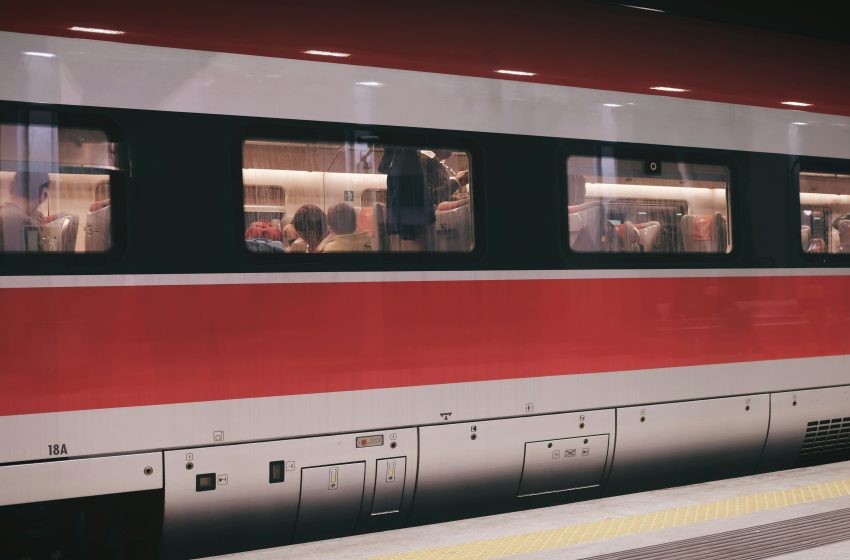 Tren de pasajeros Querétaro-Irapuato generará empleos directos e indirectos