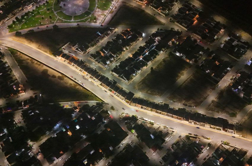 Transformación y seguridad en la colonia Revolución: nuevo alumbrado en Ramos Arizpe