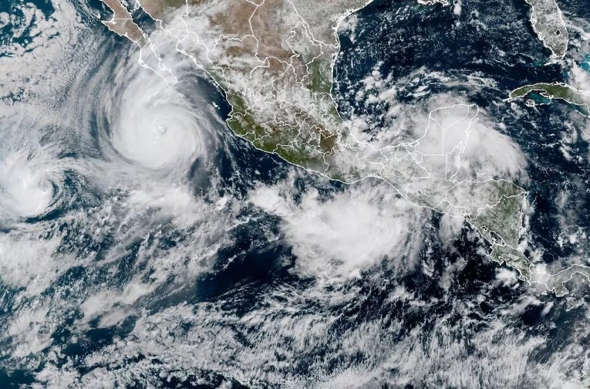 “El huracán ‘Priscilla’ se intensifica a categoría 2 y se acerca a la costa del Pacífico mexicano”
