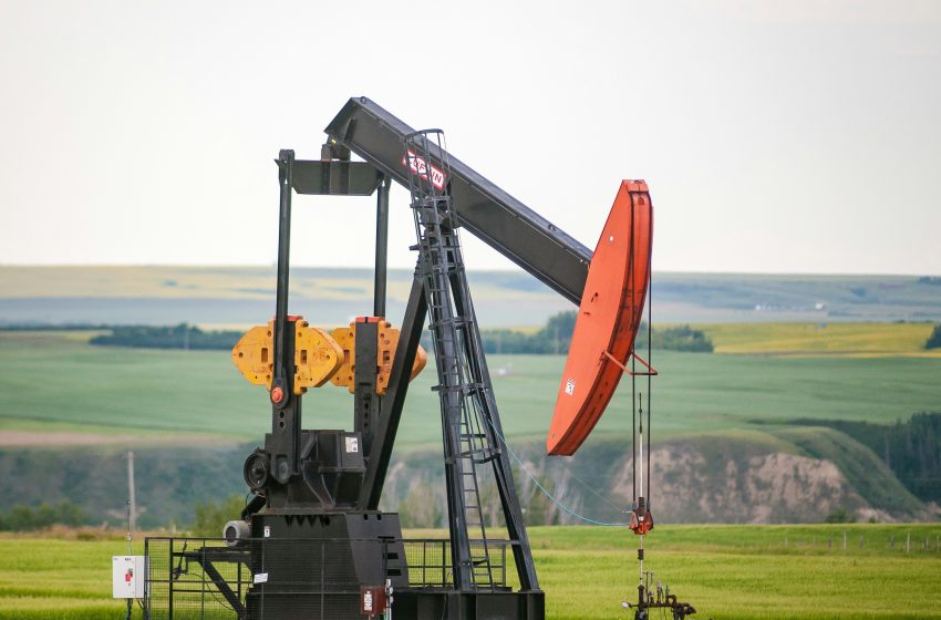  Aumento del precio del petróleo tras ataque ucraniano a refinería rusa