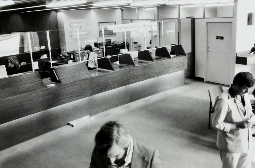  Análisis del crédito en el sector financiero: Desaceleración y perspectivas en octubre