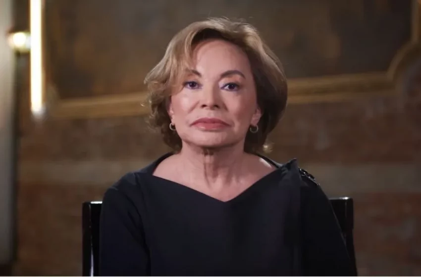  Declaran que Elba Esther Gordillo debe pagar 19.2 millones de pesos al SAT