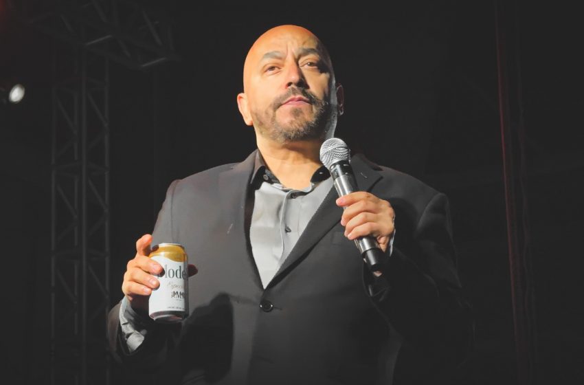  En General Cepeda cuenta con la presencia de Lupillo Rivera.