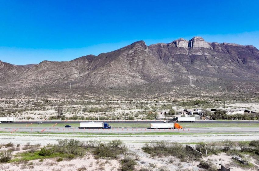  “Interceptan y asaltan a adulta mayor en la carretera Monterrey-Saltillo”