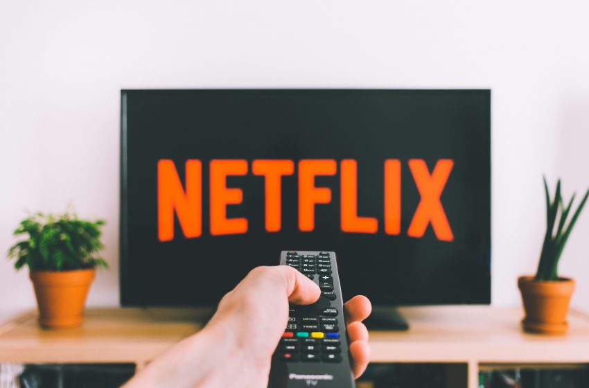  Ajuste de precios en Netflix y Disney+ en México: ¿Cómo afecta a los usuarios?
